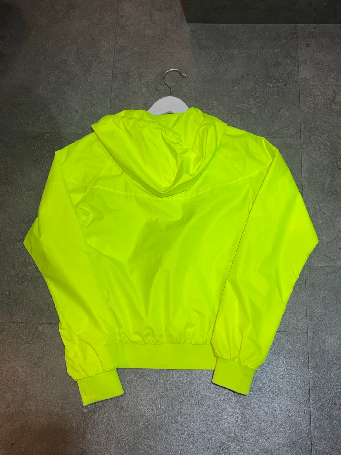 나이키 윈드러너 바람막이 M 상품이미지3