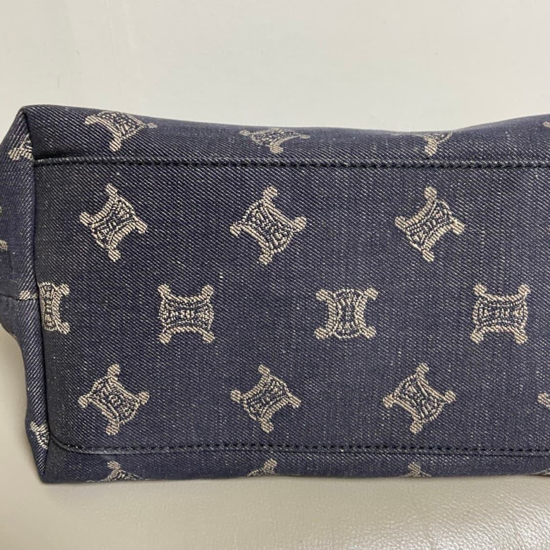 셀린느 데님 트리옹페 쇼퍼백 상품이미지6