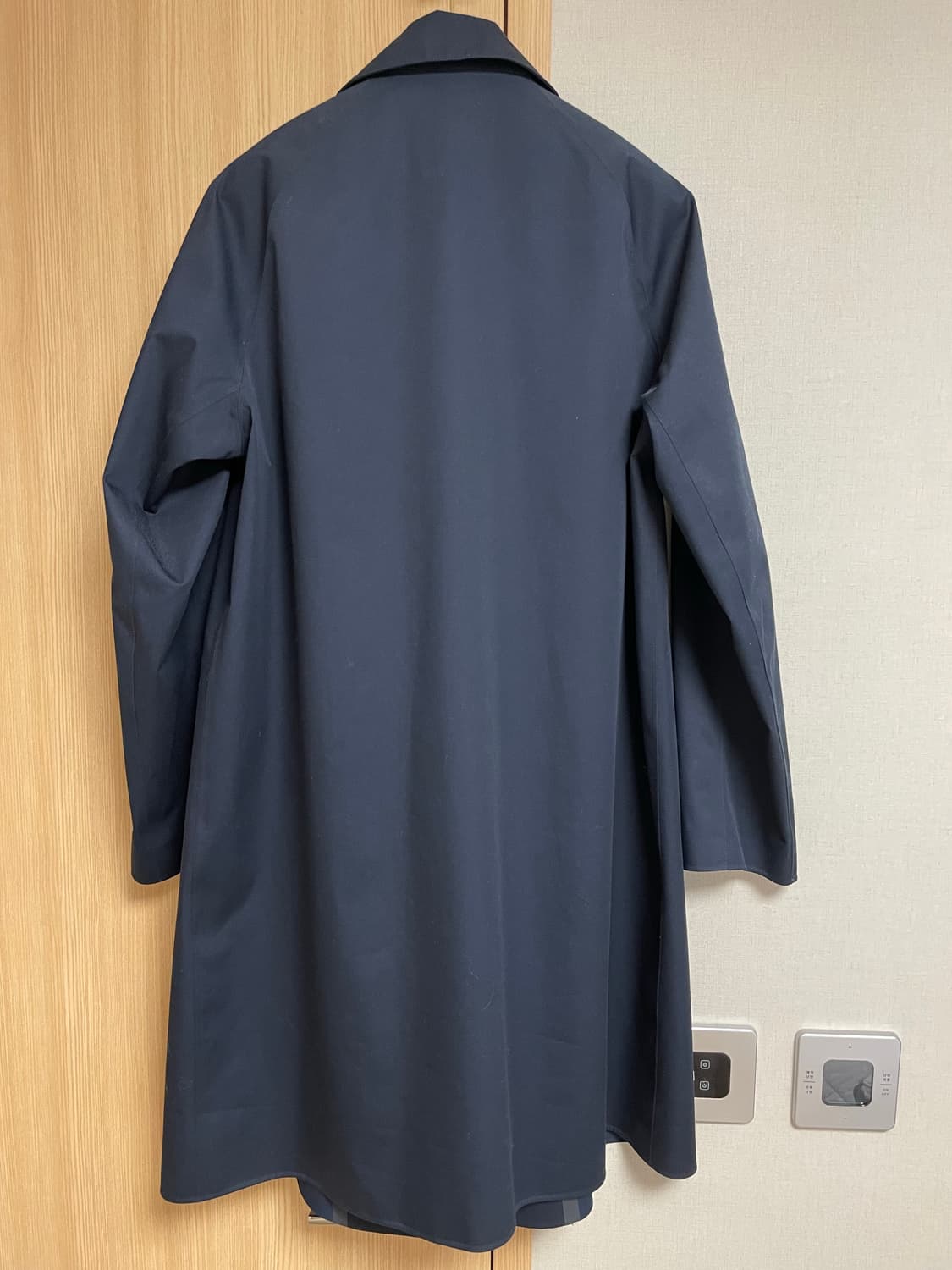 [L] 유니클로 블록테크 스탠칼라 코트 상품이미지2