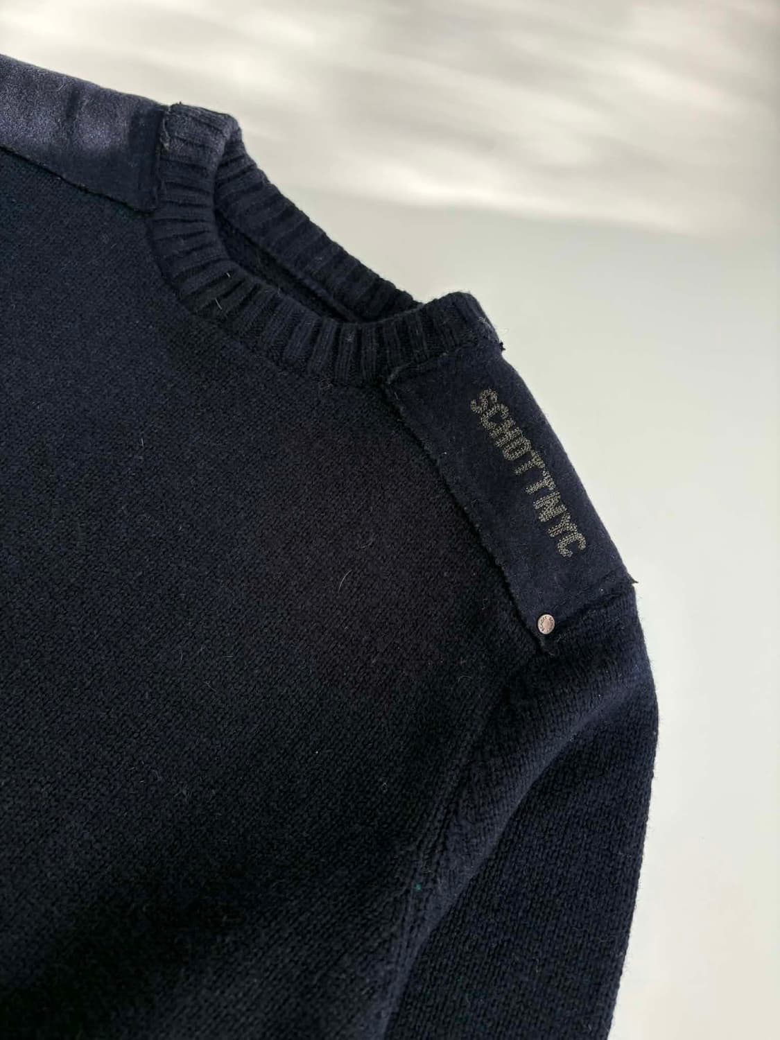 [S] 쇼트 네이비 완장 울 니트 스웨터 상품이미지5