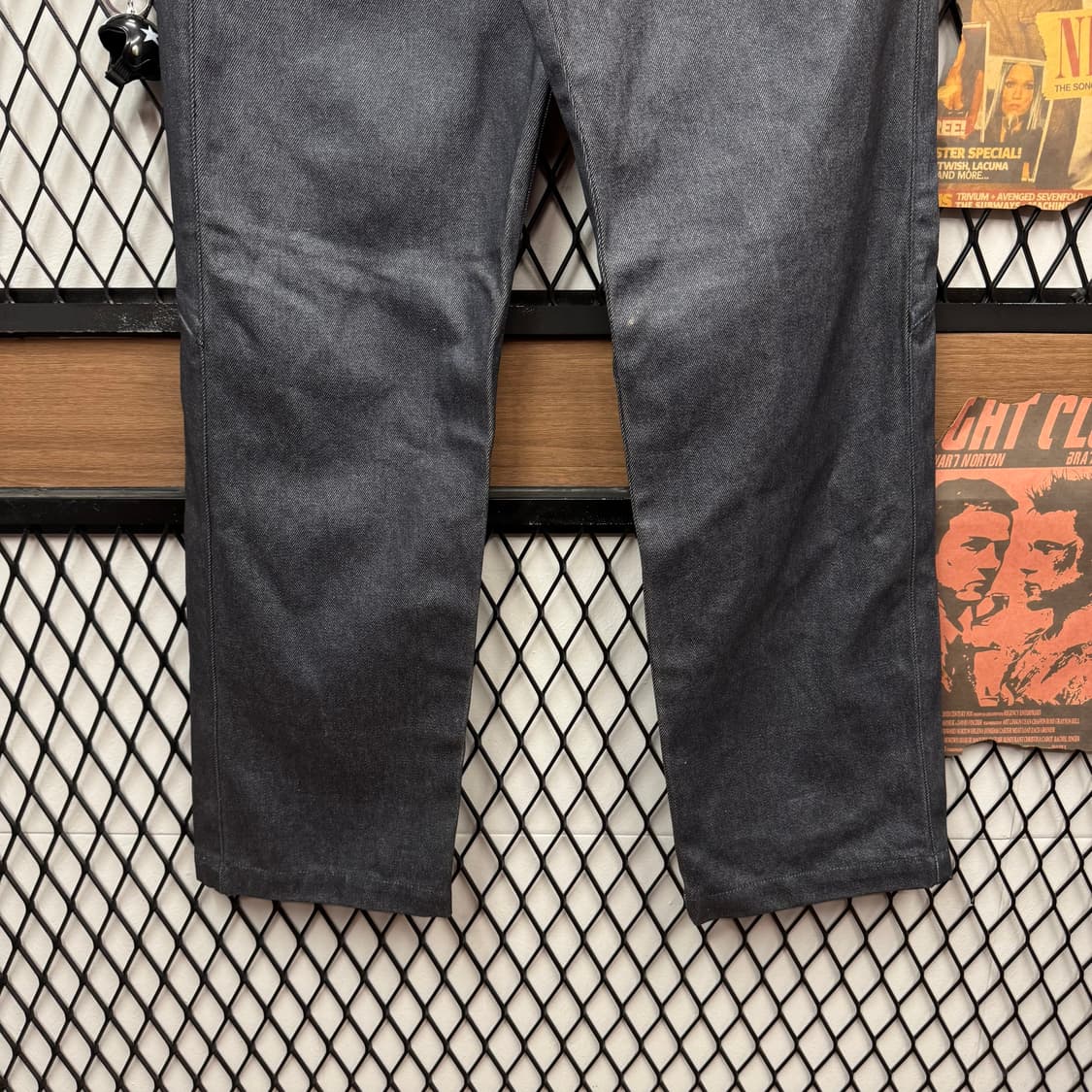 캘빈클라인 진스 워시드 데님 팬츠 후면 니 패널 포인트 그레이청 상품이미지4