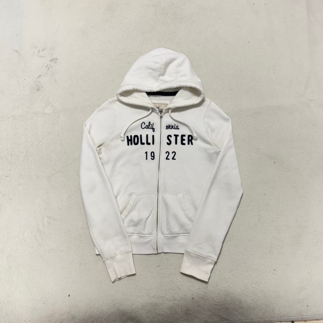 Hollister White Hood Zip-Up 상품이미지4