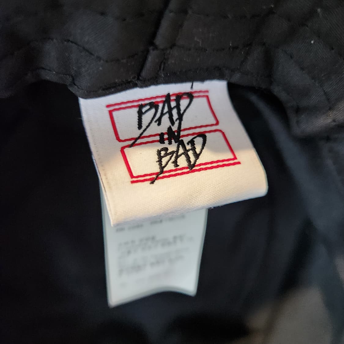 BAD IN BAD 🐯 타이거 자수 버킷햇 블랙 — 스트릿 감성 끝판왕 상품이미지3