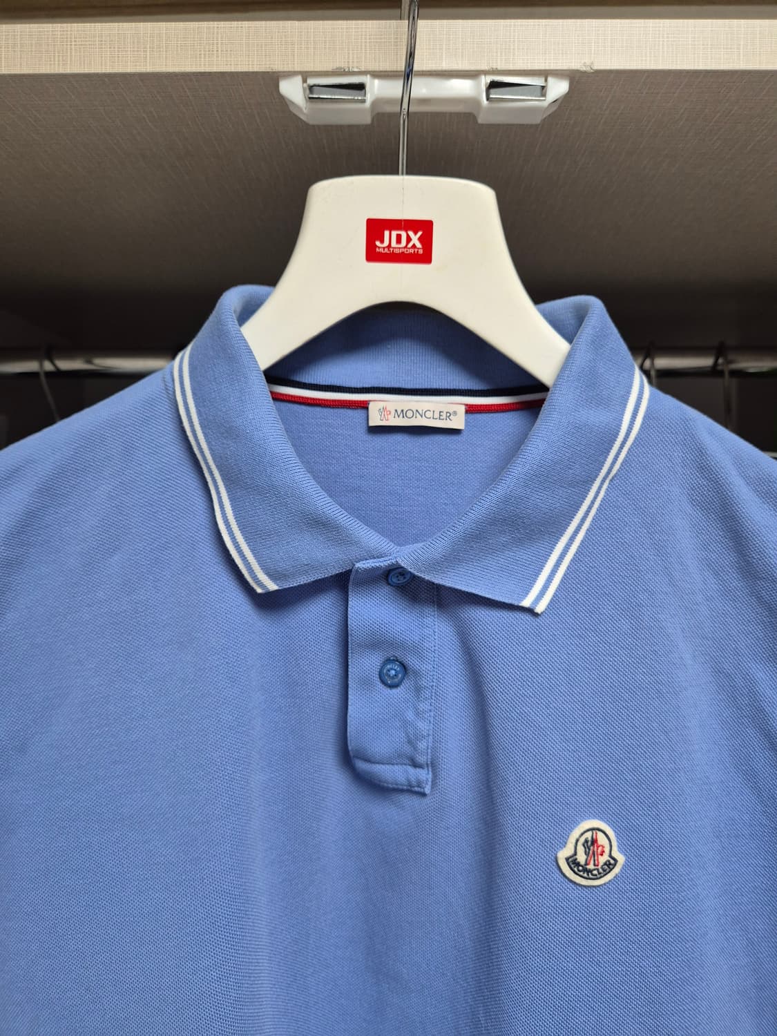 정품 몽클레어 카라 반팔티 105-XL 상품이미지4