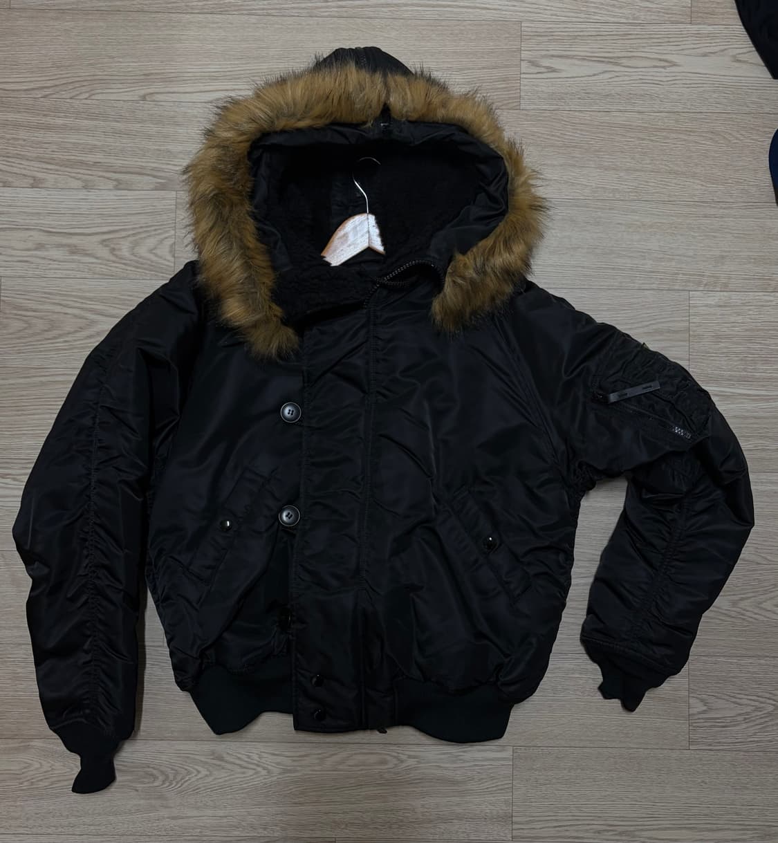 알파인더스트리 N2B 블랙 M사이즈 상품이미지1