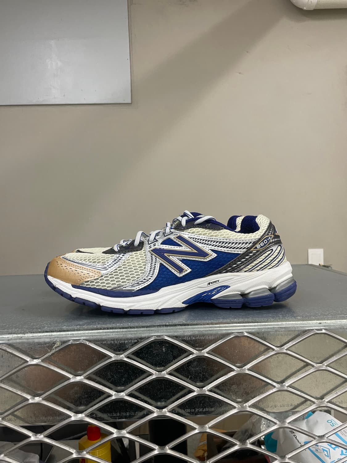 뉴발란스 x 에메레온도르 860v2 블루 280 (gr-4782) 상품이미지1