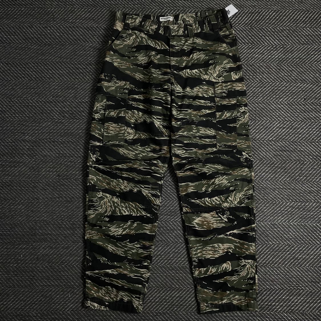 락스테디 타이거 카모플라쥬 퍼티그 카고 팬츠 y 3194 상품이미지2