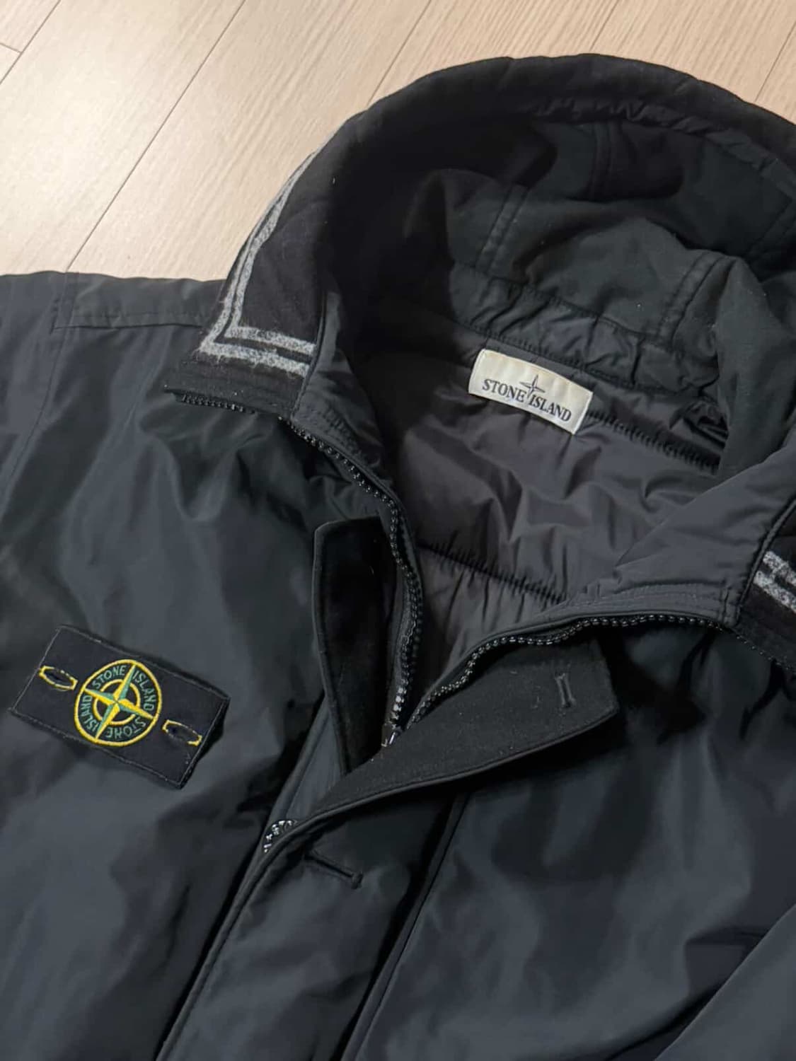 {S급/XL} 스톤아일랜드 마이크로랩스 패딩 다크 네이비 상품이미지2