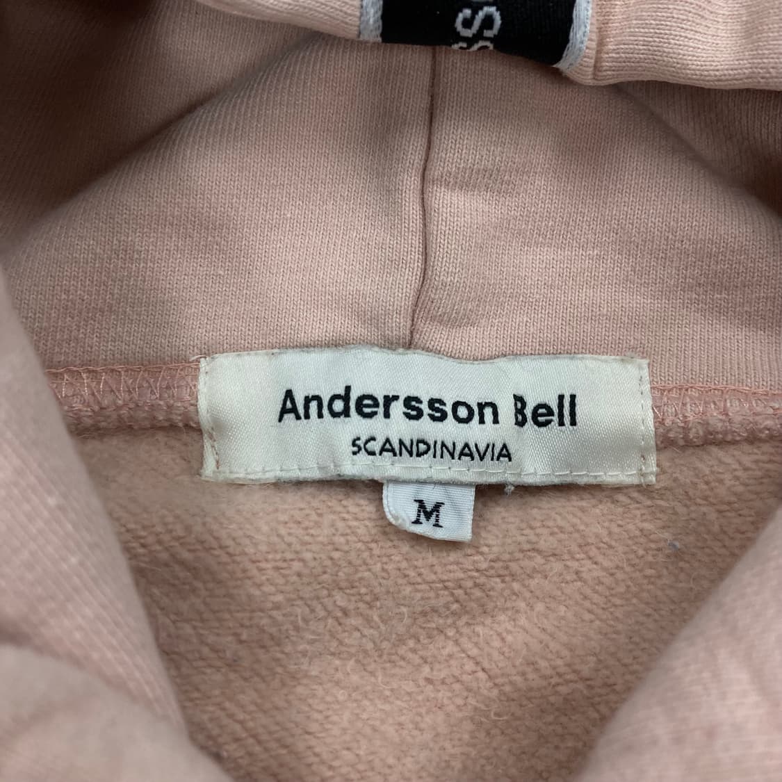 앤더슨벨 핑크 컬러 빅로고 후드티 상품이미지4