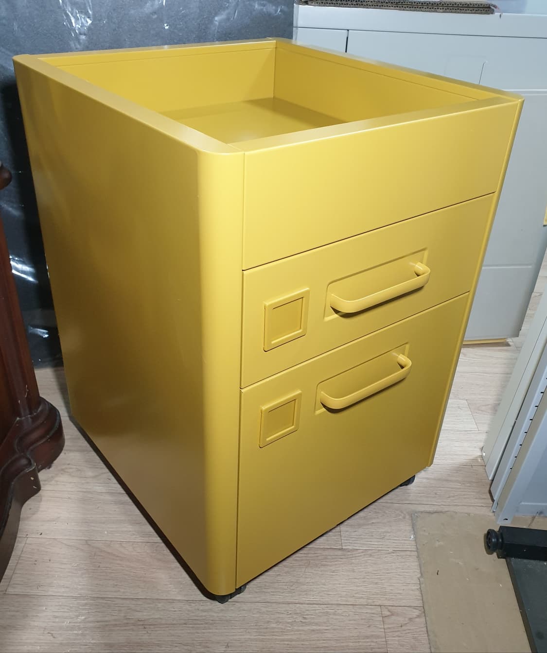이케아 IKEA 이도센 고급 이동식 철제서랍장(다크그레이 or 옐로우) 상품이미지9