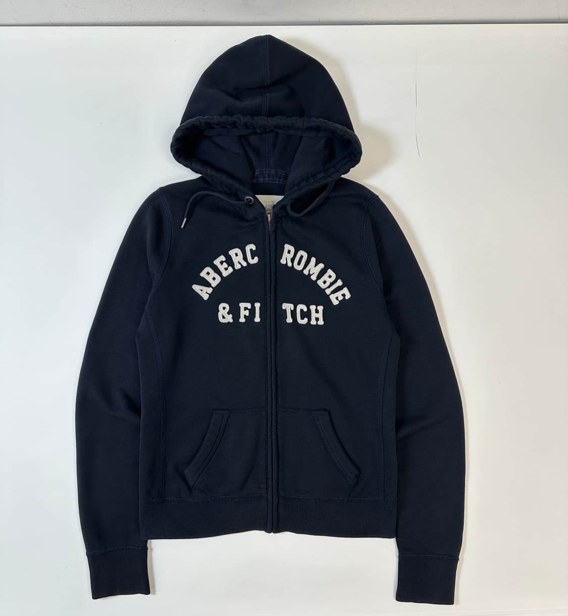 아베크롬비 스펠로고 후드집업 네이비M 상품이미지1