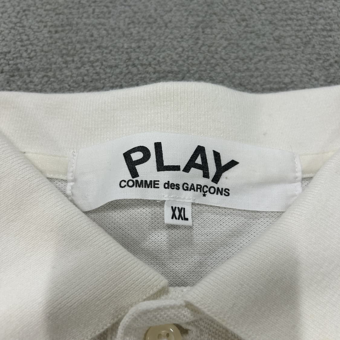 꼼데가르송 정품 블랙 하트 반팔 폴로티 화이트 2XL 상품이미지2