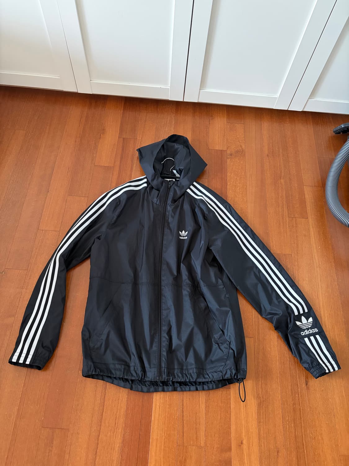 아디다스 오리지널 바람막이 상품이미지1