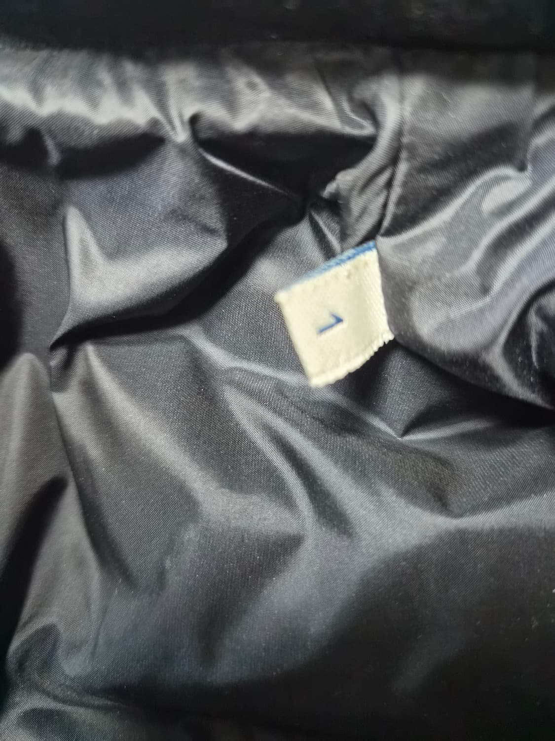 몽클레어 패딩점퍼 상품이미지3