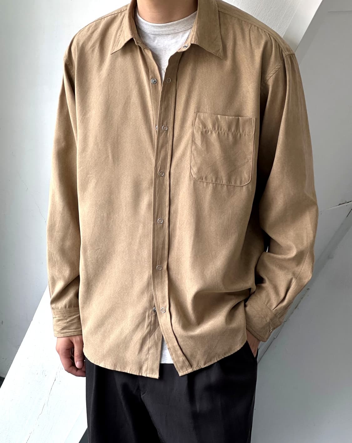 Fake suede fabric L/S shirt 상품이미지7