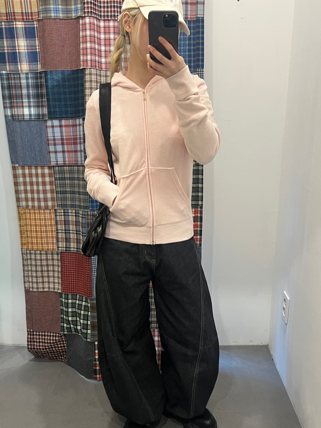 쥬씨꾸뛰르 딸기우유 양털 후드집업 상품이미지2