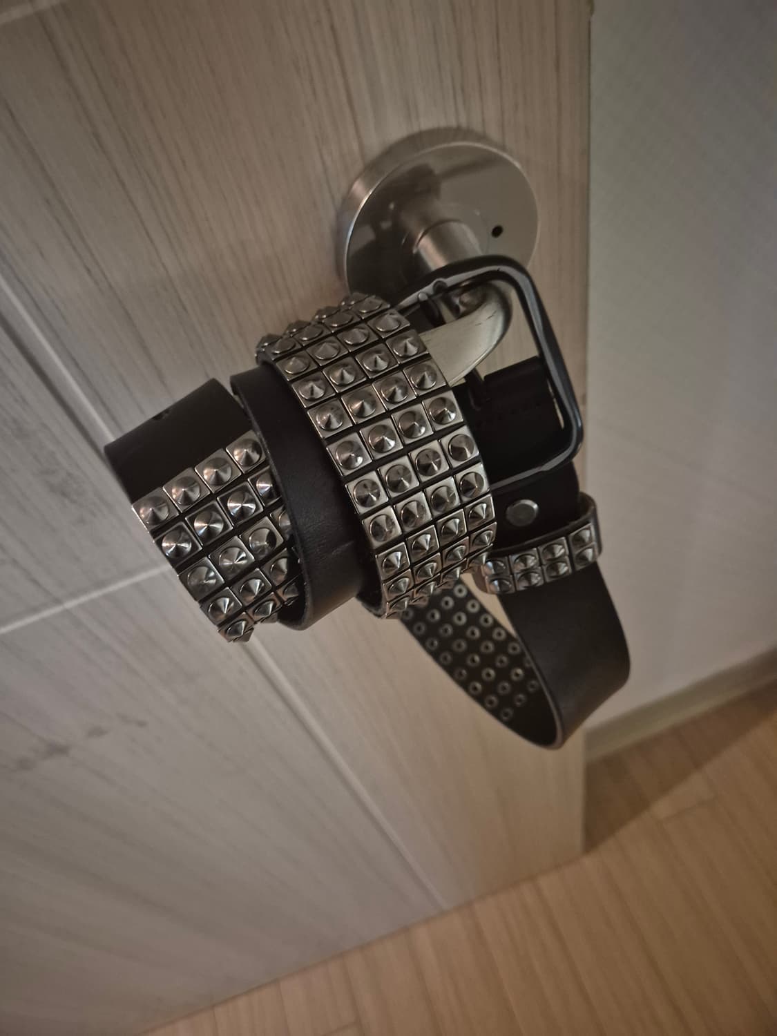 스터드 벨트 상품이미지1