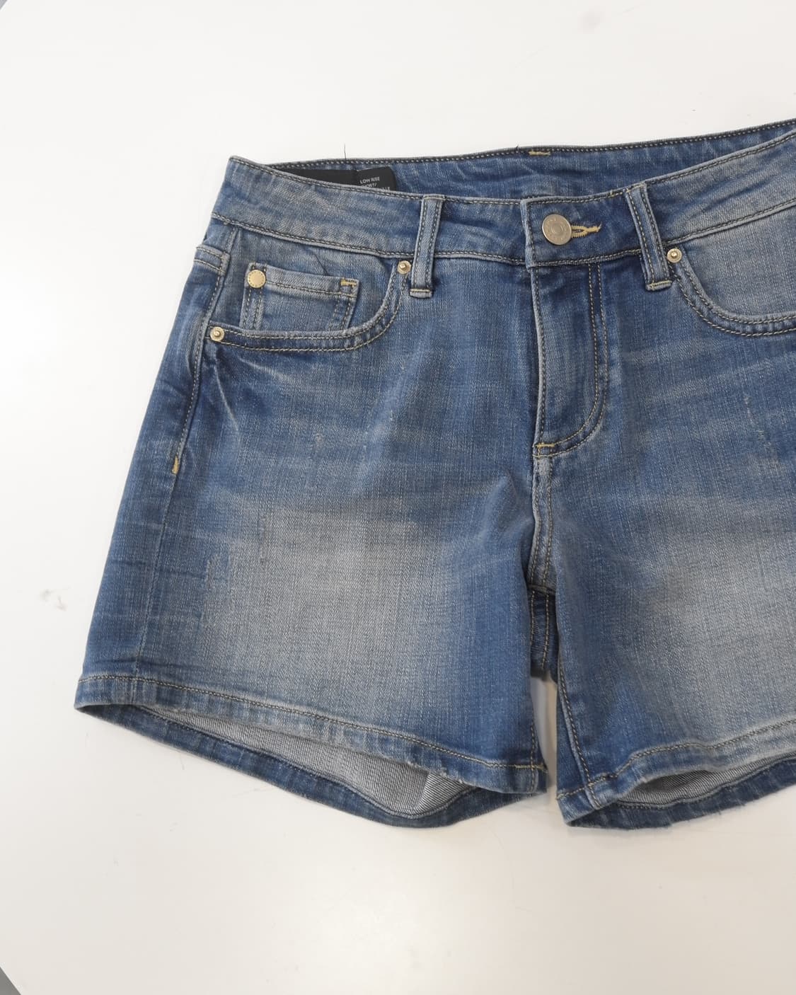 Armani Exchange 상품이미지1