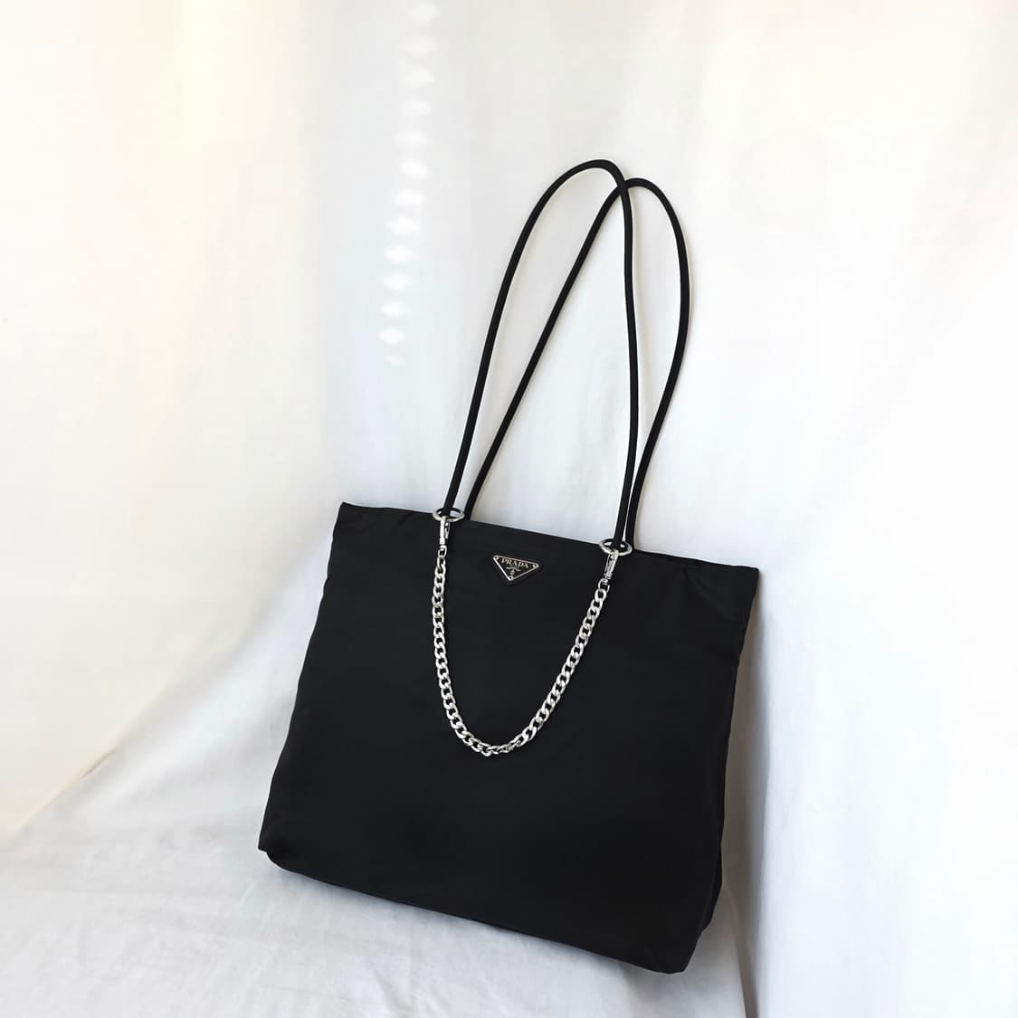 [정품 PRADA] 프라다 포코노 나일론 쇼퍼백 숄더백 라지 상품이미지1