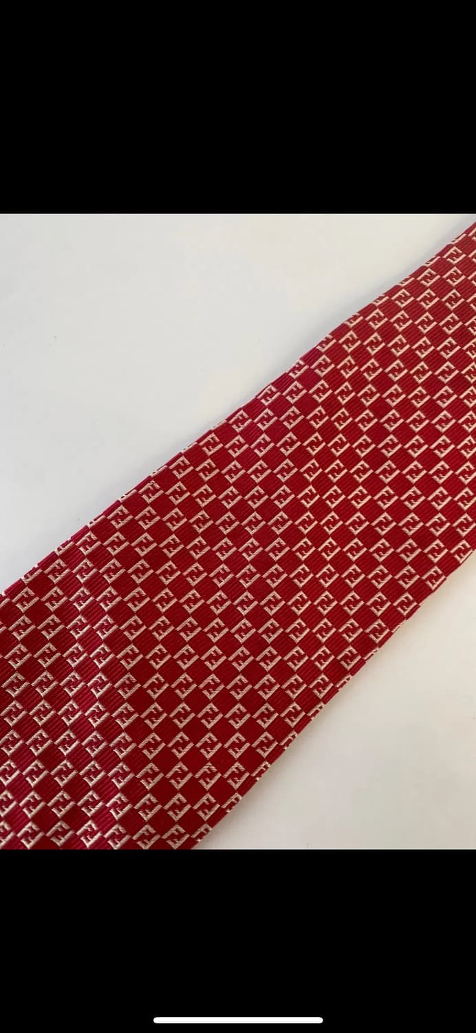 팬디 FF 로고 패턴 레드 실크 넥타이 상품이미지4
