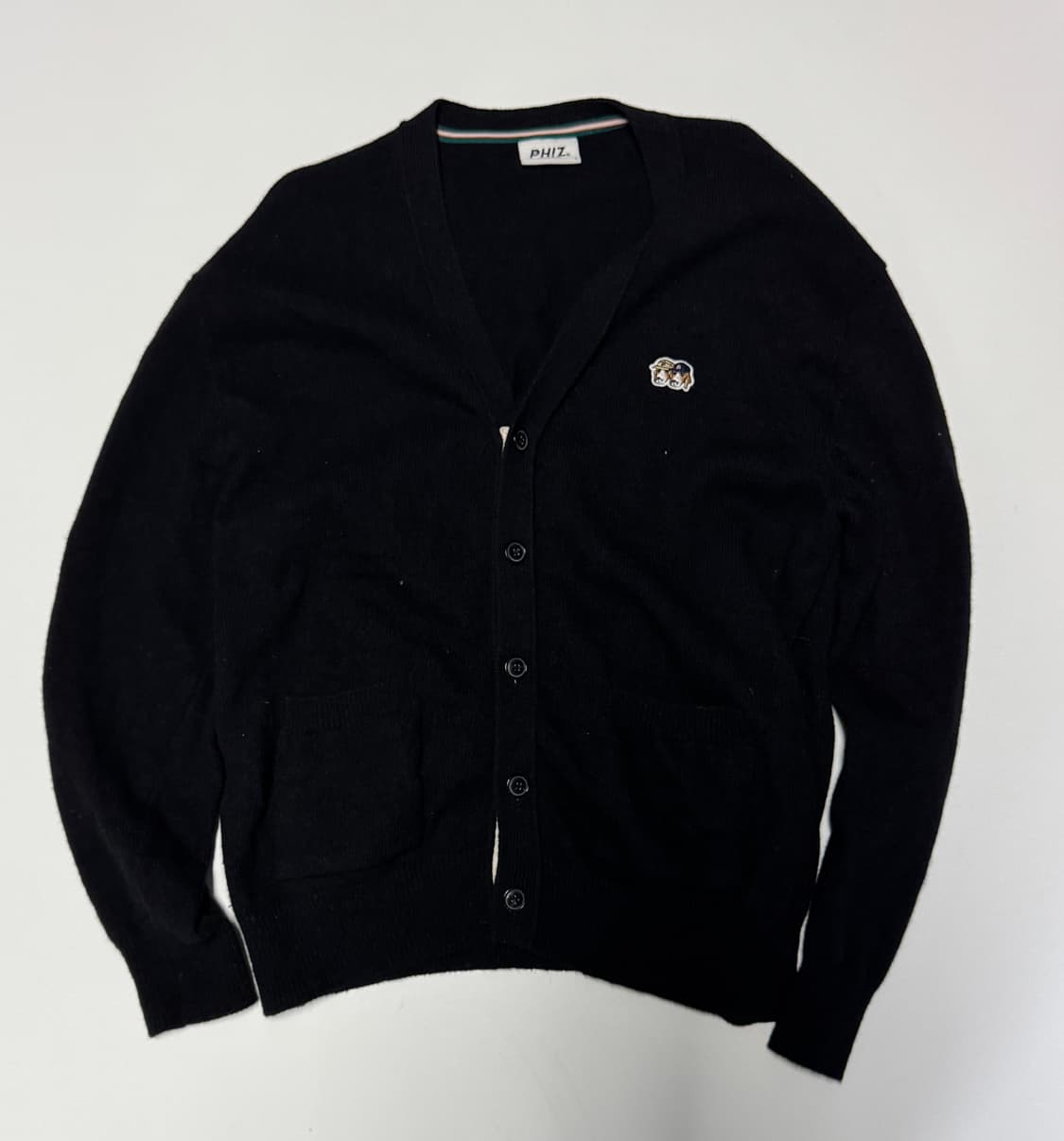 헤지스 피즈 PHIZ 미니멀 울 가디건 L 블랙 상품이미지1