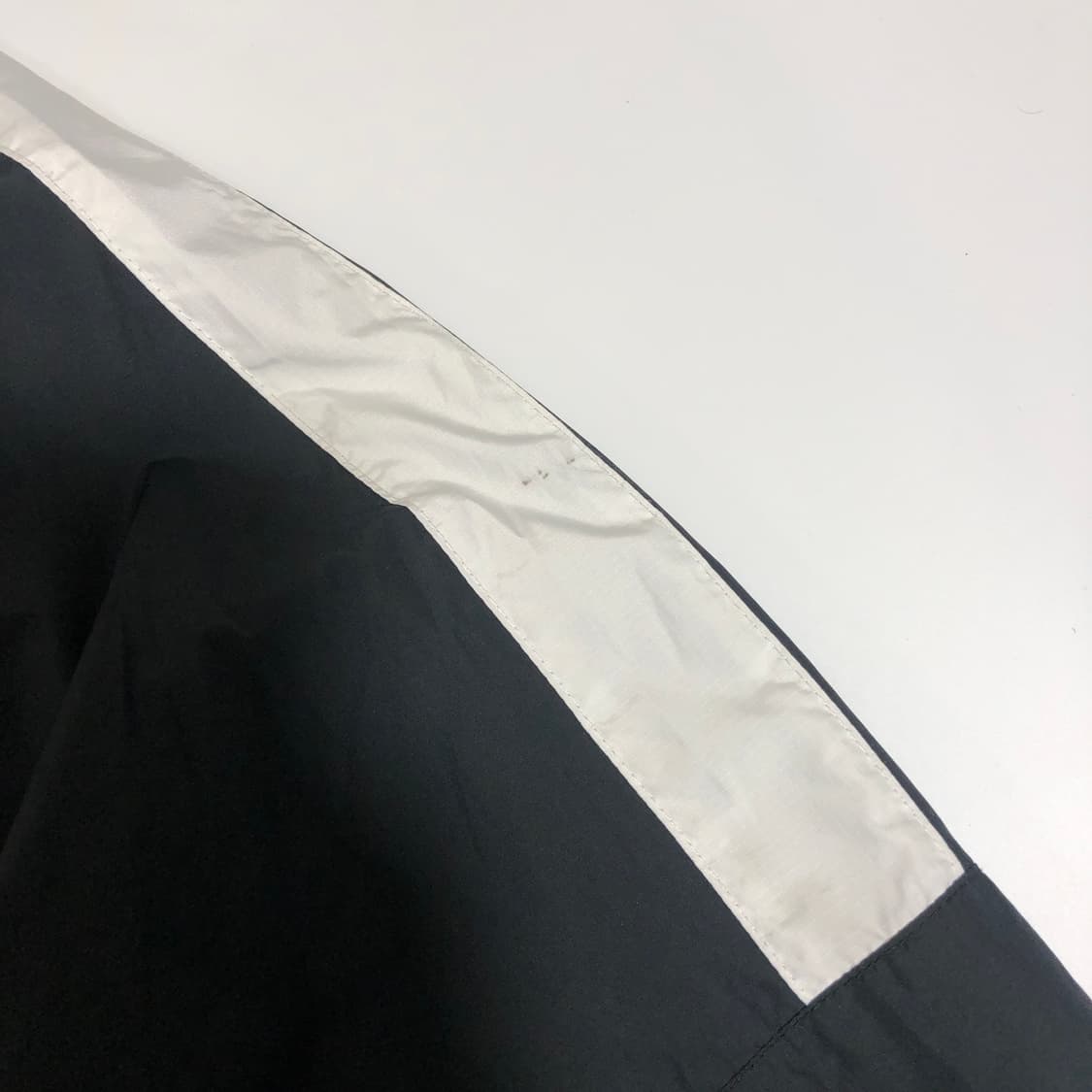 나이키 세미크롭 바람막이 s 상품이미지5