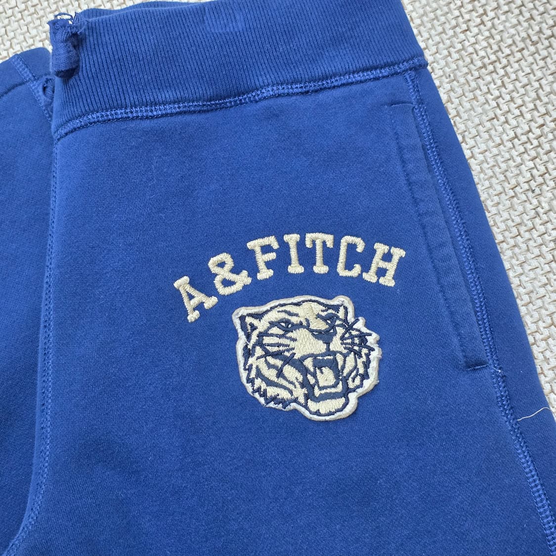 ​아베크롬비 타이거패치 기모팬츠 상품이미지2