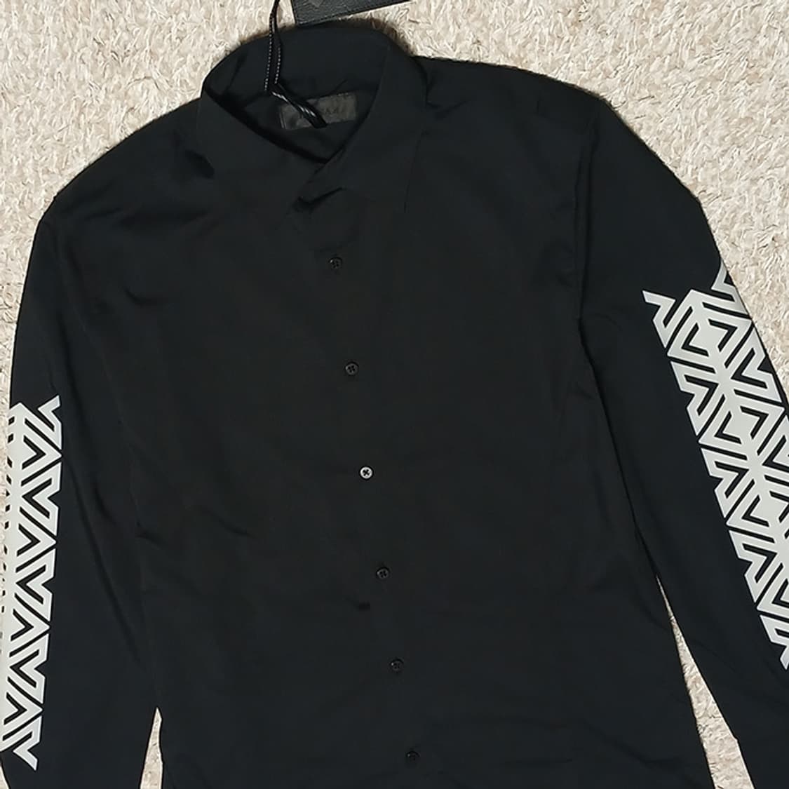 디그낙 패턴 슬리브 셔츠 새제품 46 상품이미지2