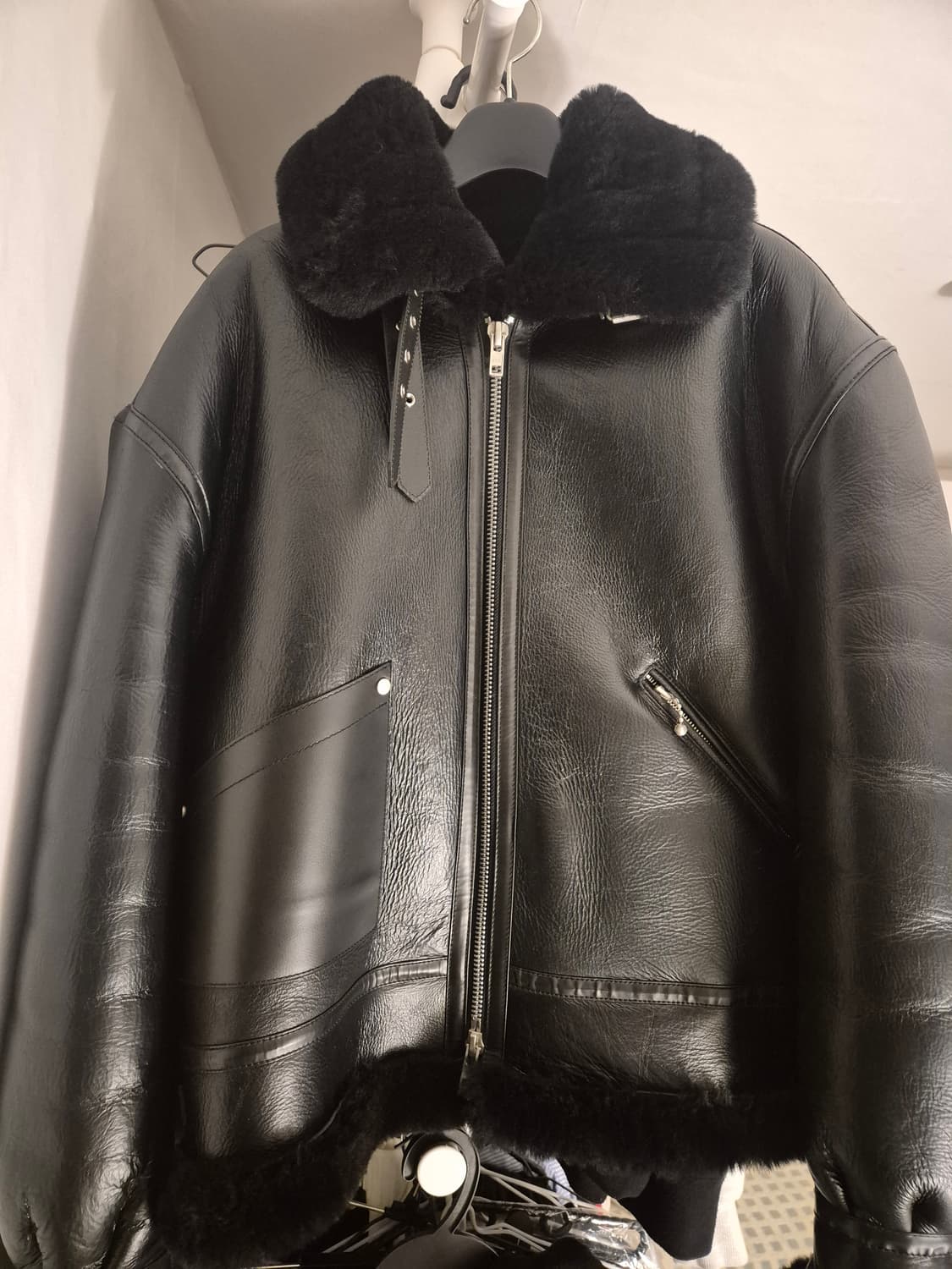 론트810 리얼레더 무스탕 상품이미지3