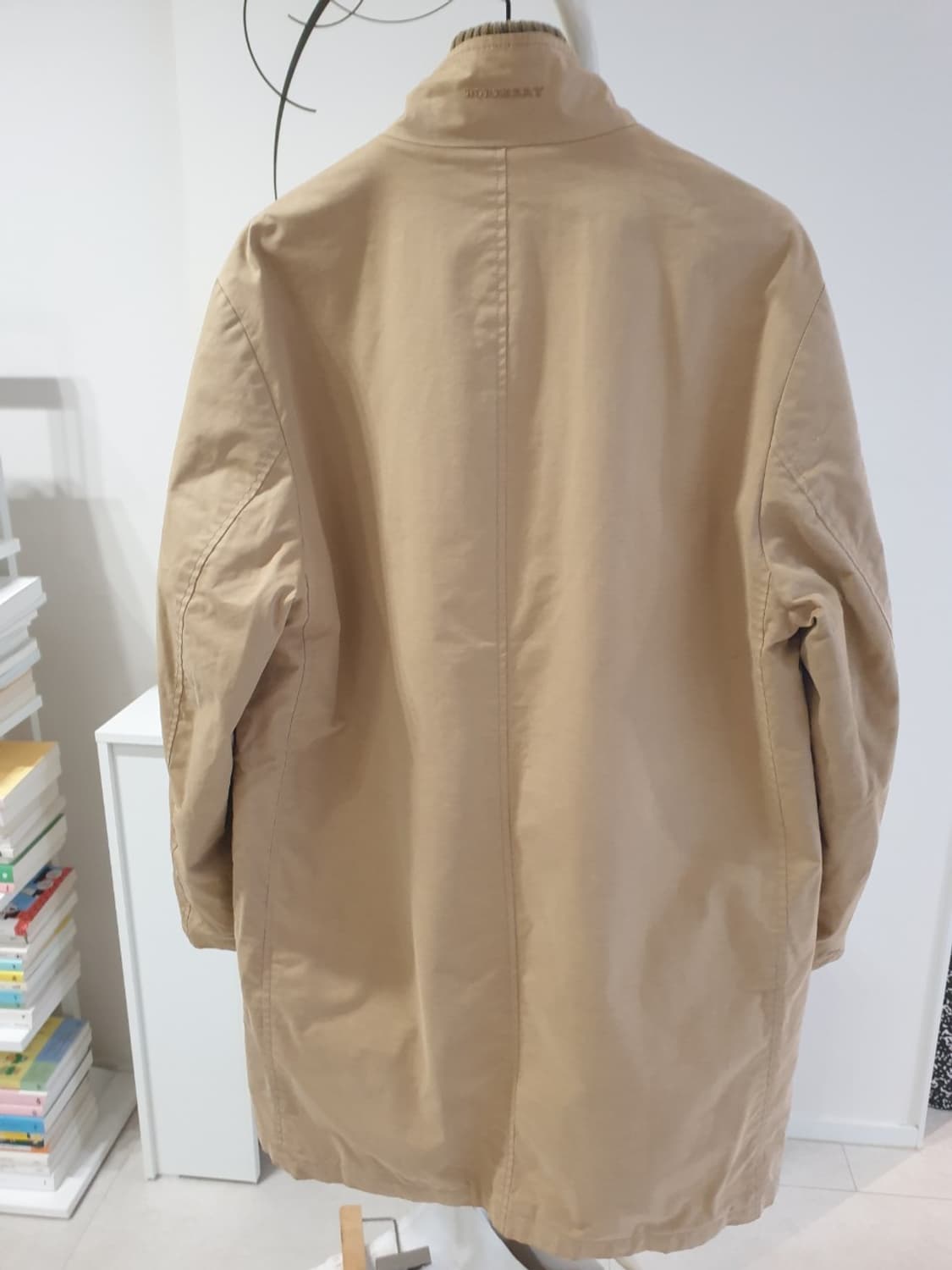 버버리 남성 경량+ 트렌치 아우터  상품이미지6