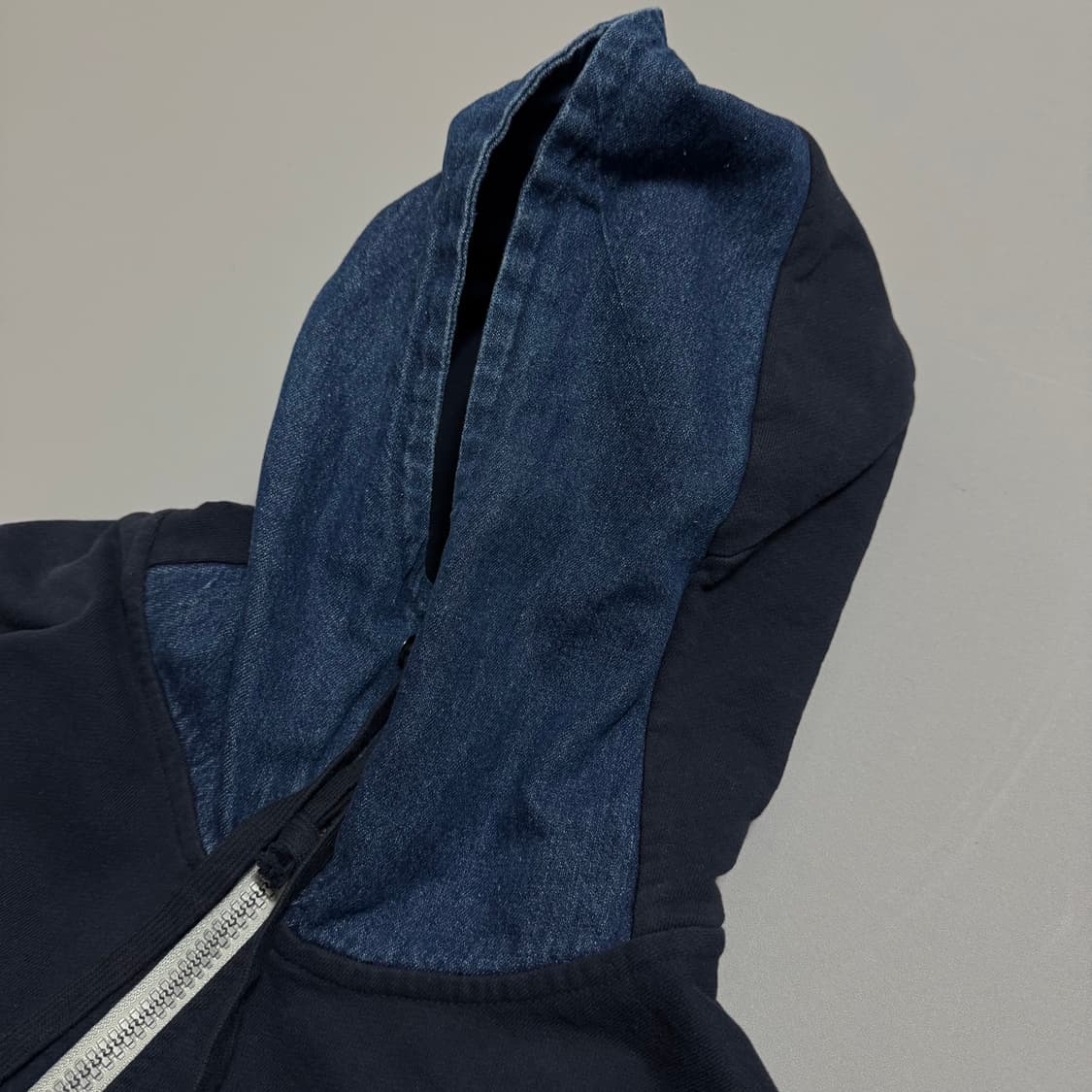 아비렉스(AVIREX) 다크네이비컬러 페이즐리 ARMY 스웨트 후드 집업 상품이미지4