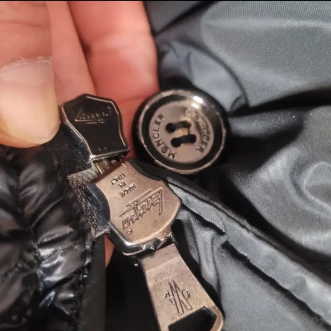 몽클레어 남자 패딩 5사이즈 XL 상품이미지3