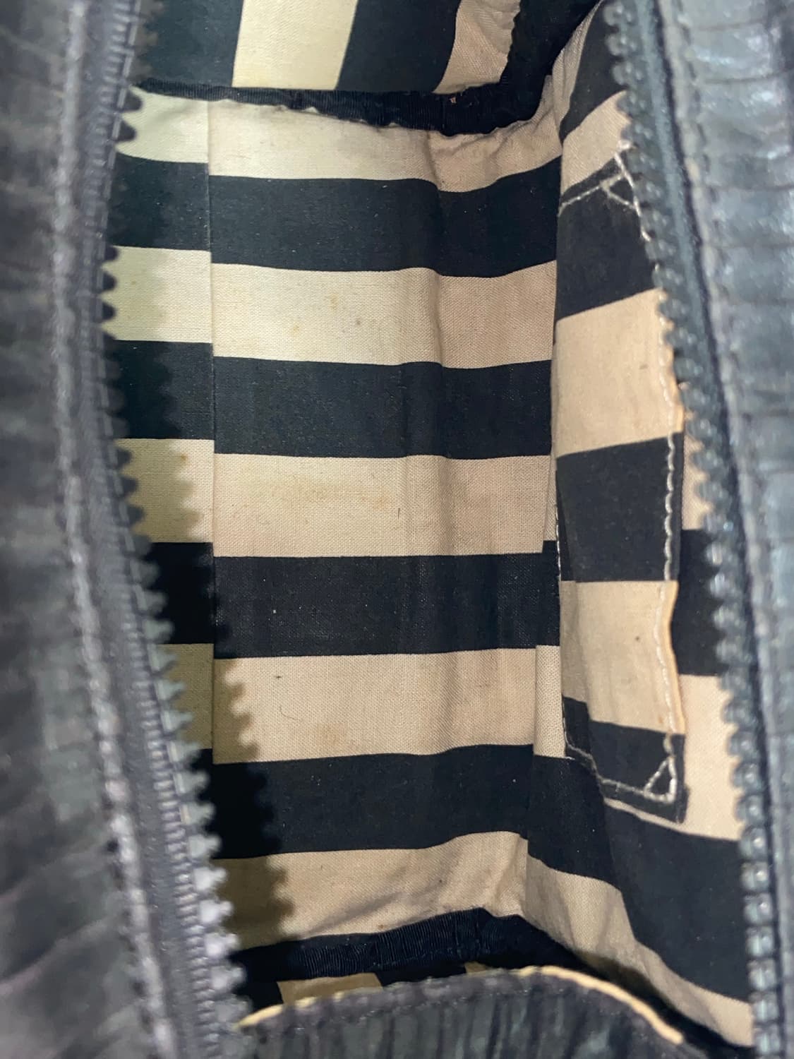 비비안웨스트우드 퀼팅 블랙 토트백 상품이미지8