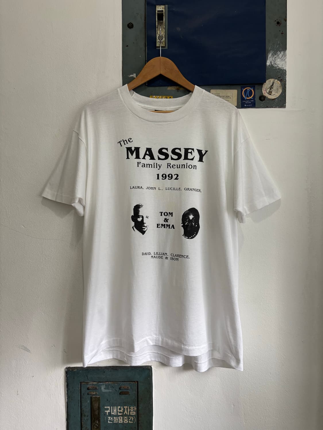 90s Massey Family Reunion T-Shirt 상품이미지1