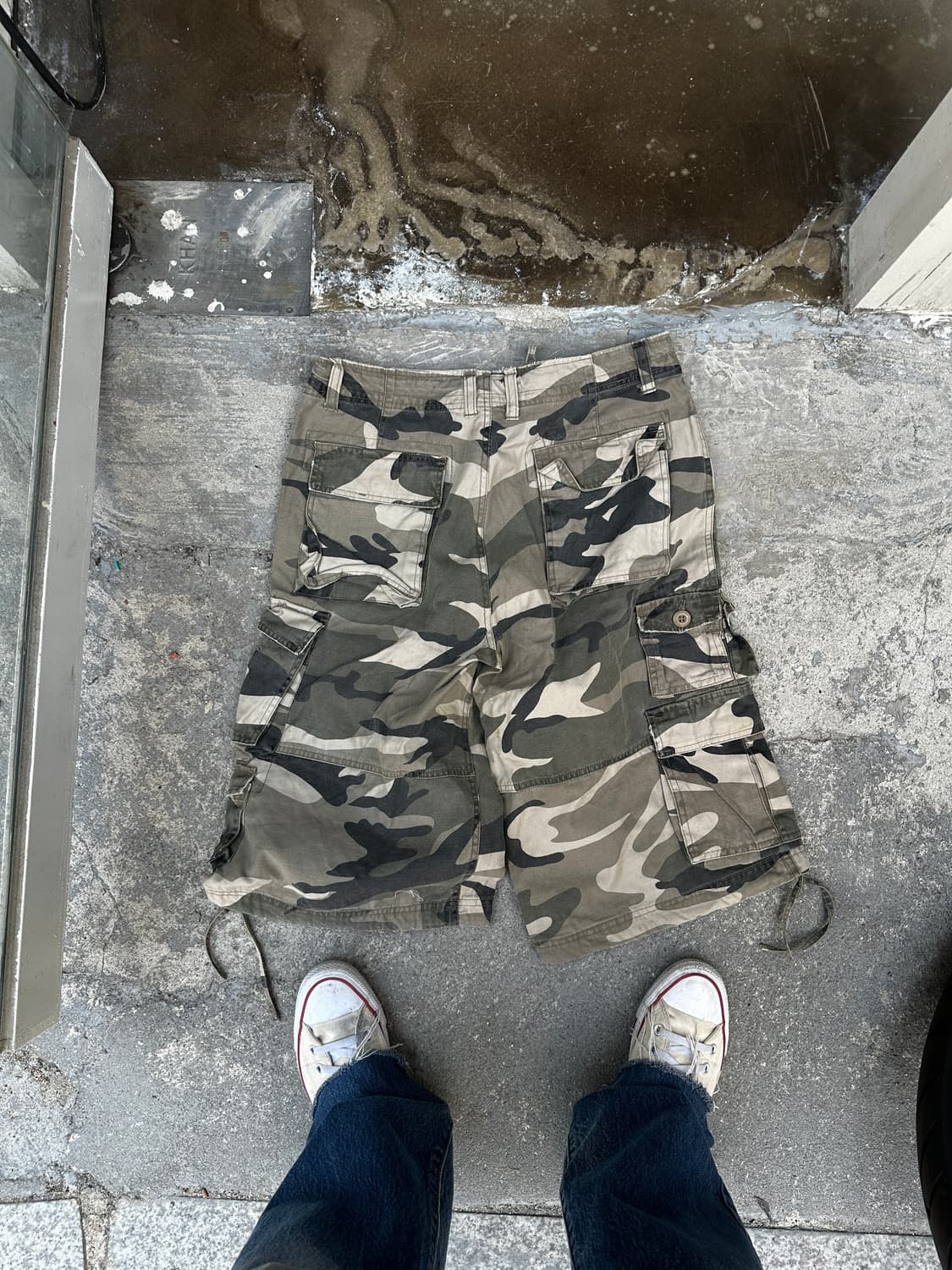 Woodland Camo Multi Pocket Cargo Shorts 상품이미지3