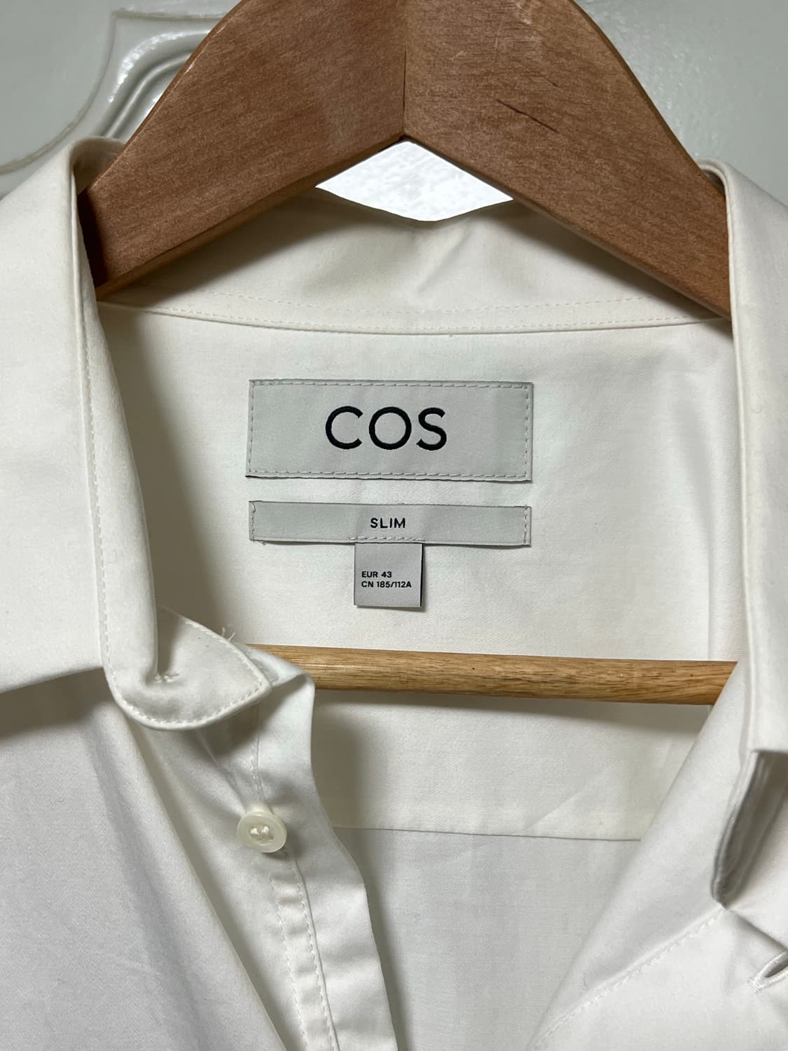 COS 화이트 슬림핏 셔츠 EUR 43 (새상품) 상품이미지4