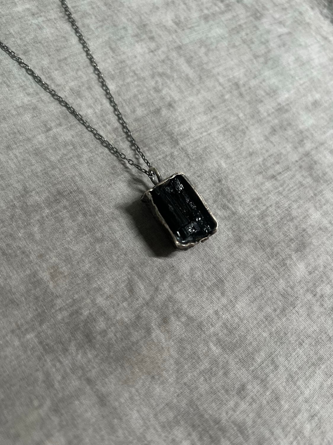 Gaspard Hex Black Tourmaline 상품이미지1