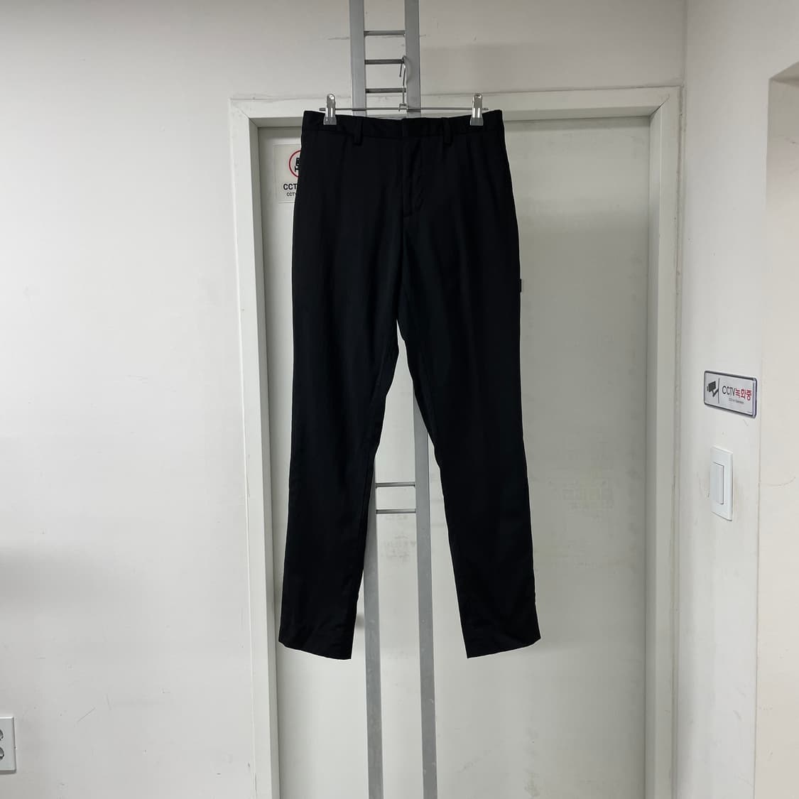 버버리 블랙 슬랙스 44(W) 상품이미지1