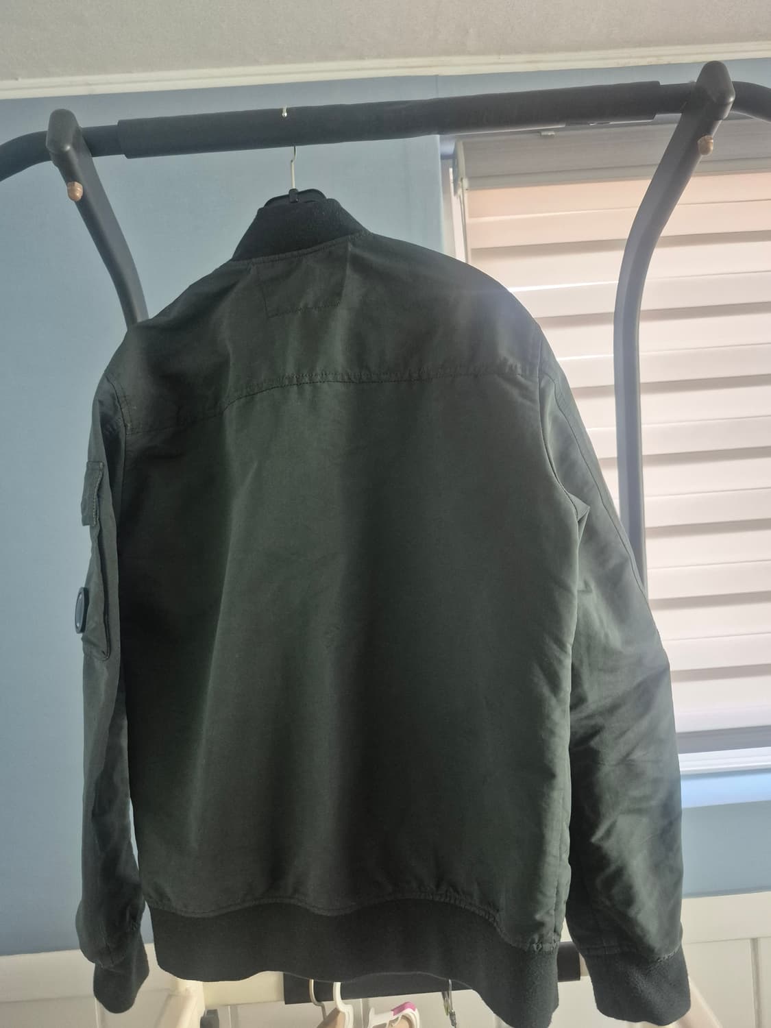 cp컴퍼니 C.P.Company 렌즈 봄버 자켓 상품이미지2