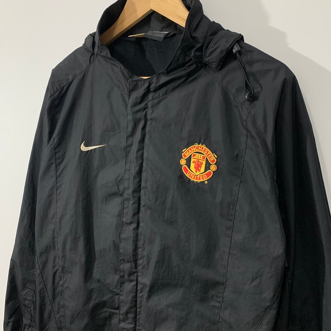 나이키 맨체스터유나이티드 2002 바람막이 블랙  상품이미지2