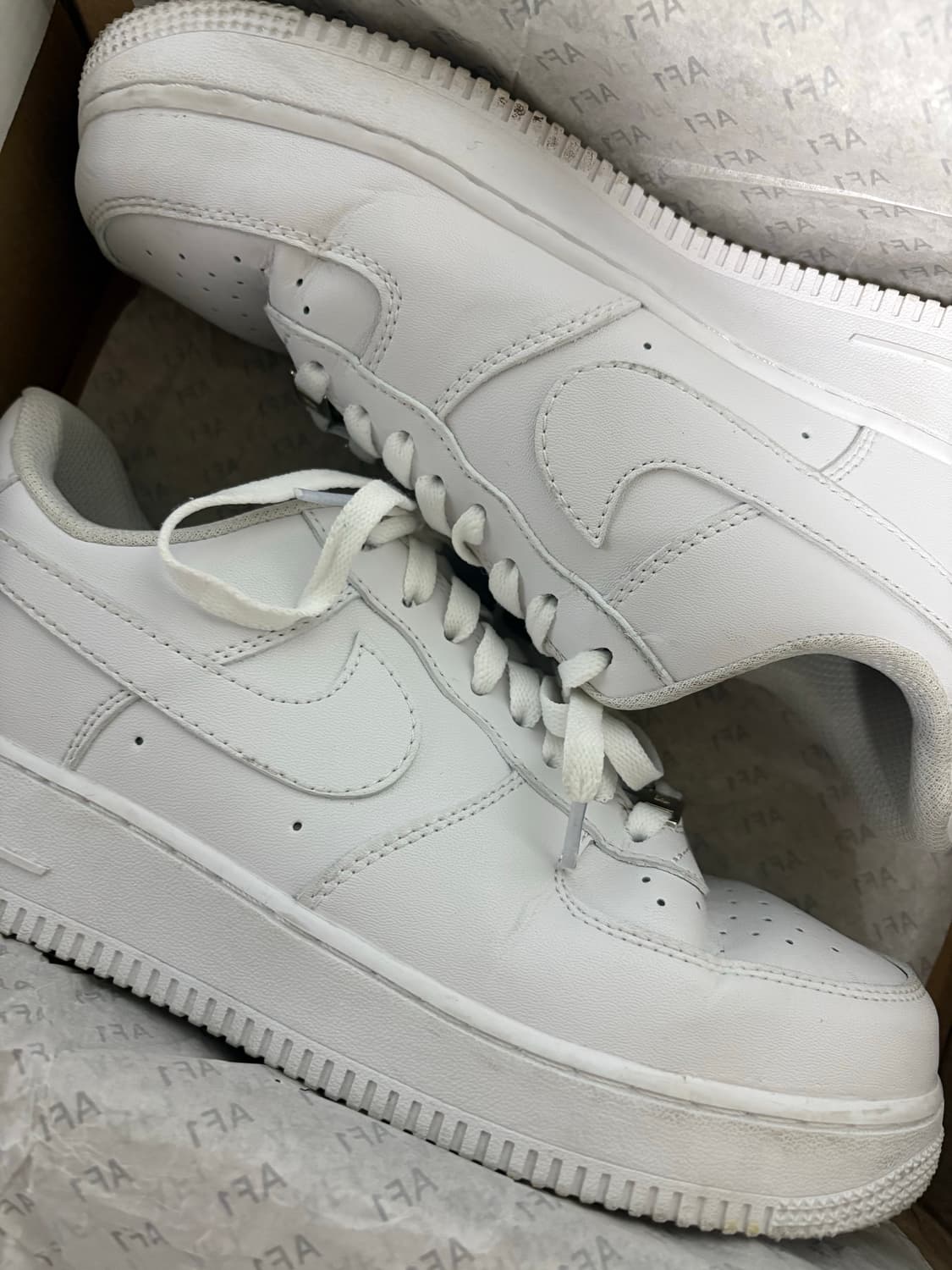 나이키 에어포스 260 상품이미지1