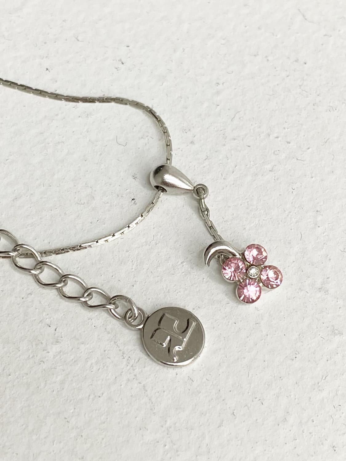 Courrèges 핑크 플라워 비즈 목걸이 상품이미지1