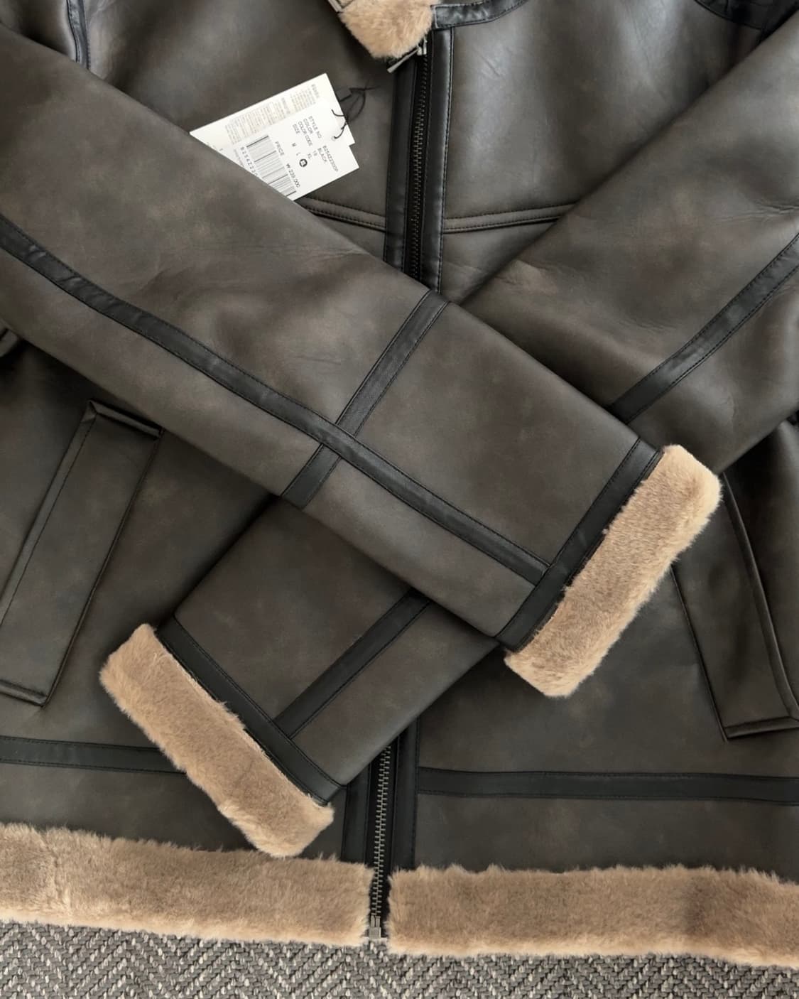 플리마켓🔥 버커루 빈티지 레더 하이넥 무스탕 블랙 (XL) 상품이미지2