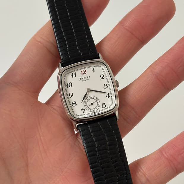 1990s Avenue Small Seconds Tank Quartz