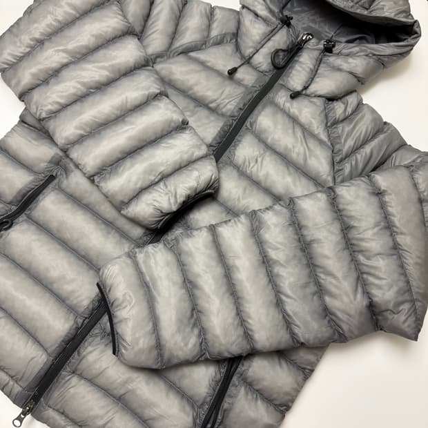 수아레 경량패딩 그레이 m사이즈