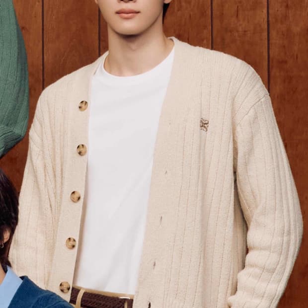 세터 파로 오버 사이즈 부클 가디건 루센트 아이보리