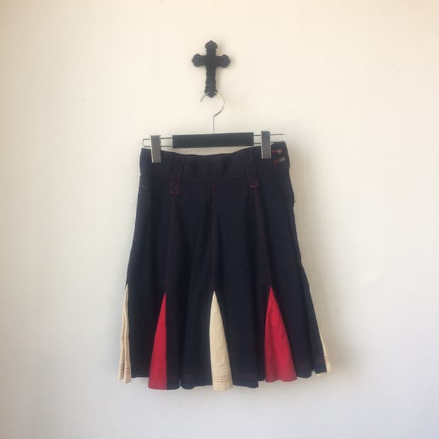 Stitch point flare midi skirt