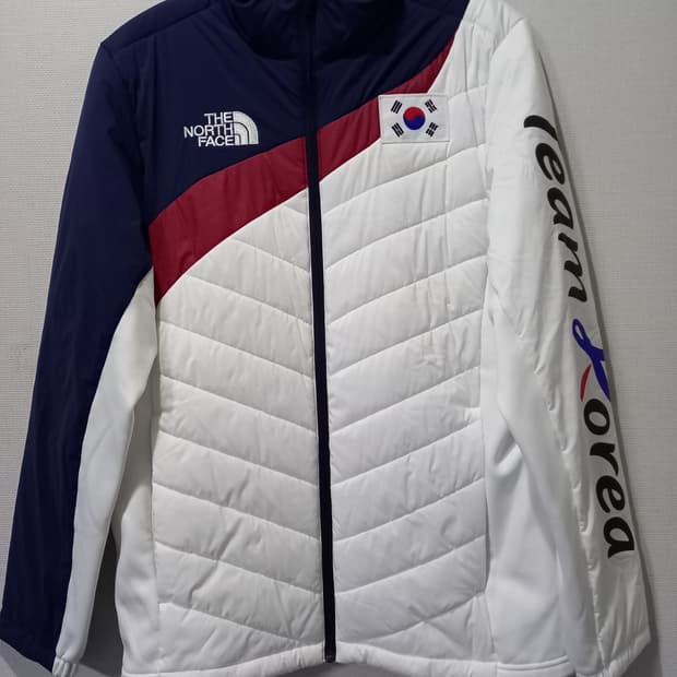 새상품급 노스페이스 평창올림픽 팀코리아 패딩 100/L