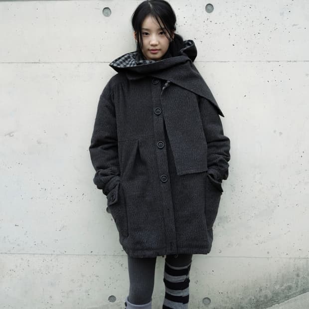 인앤양인하모니 머플러코트 차콜