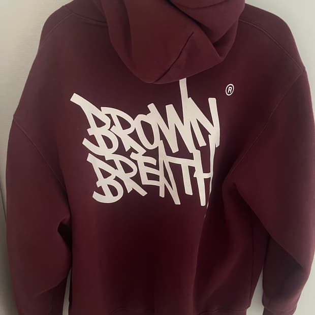 브라운브레스 후드티